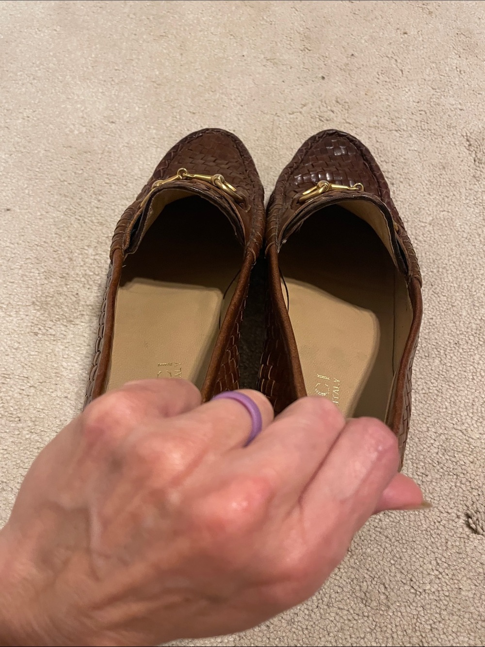 EUC Vintage Gucci brown woven leather loafers - Picture 10 of 10